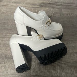 Shoes 5.5 for person #7. forever 21